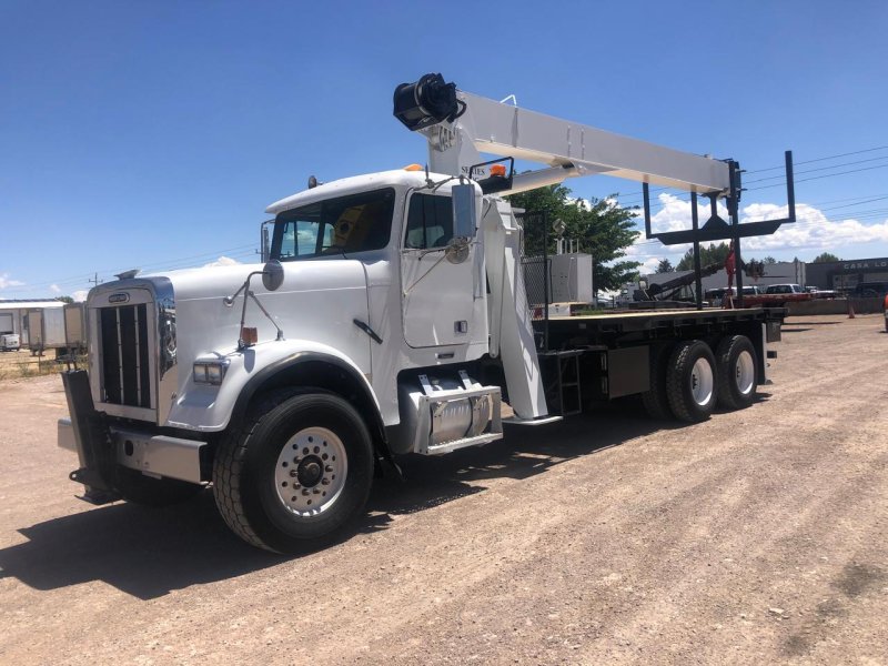 Grua titán freightliner